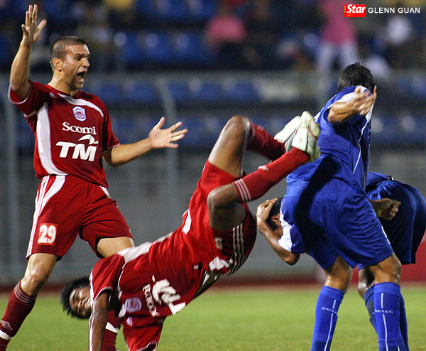 UPB-MyTeam vs Kelantan